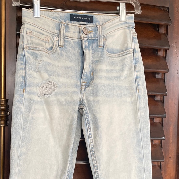 Aeropostale Light Wash Flare Jeans Size 000 - Picture 2 of 9